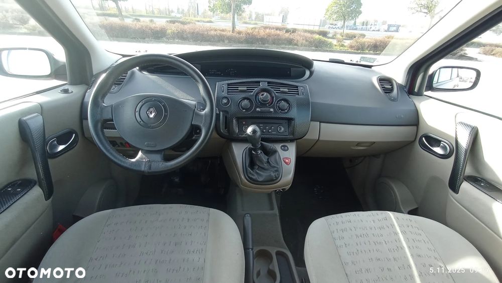 Renault Scenic - 9