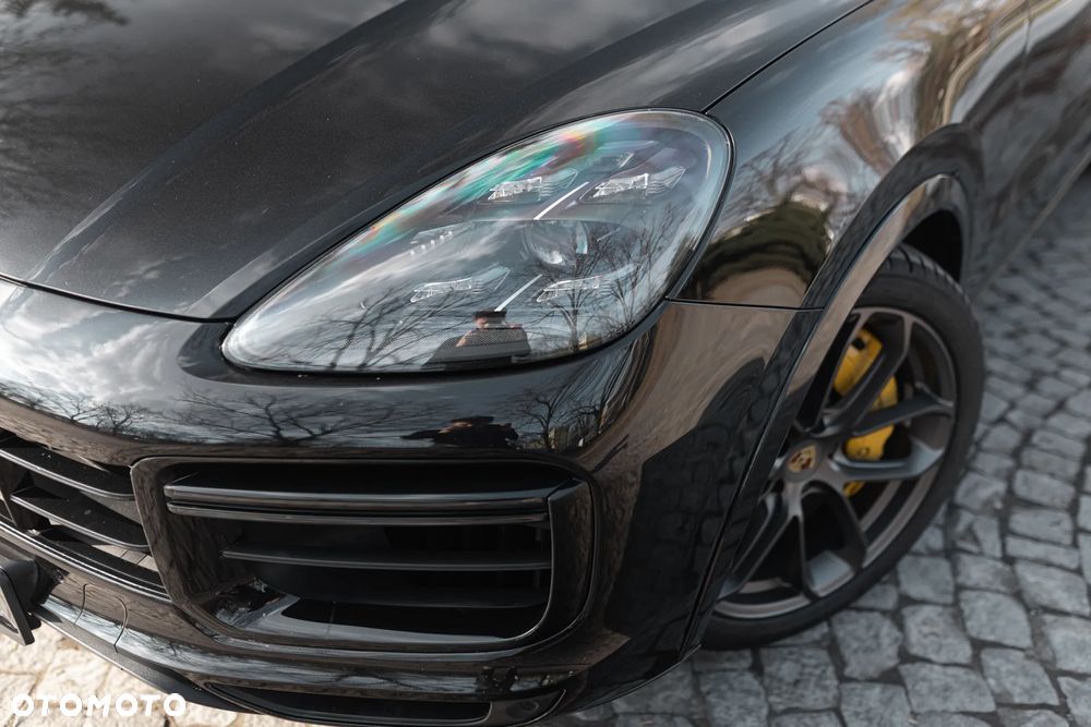Porsche Cayenne - 3