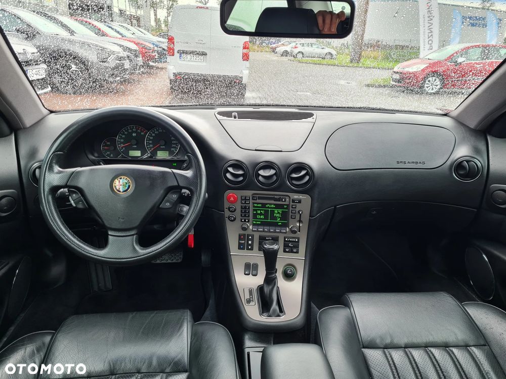 Alfa Romeo 166 3.0 Sport Distinctive - 18