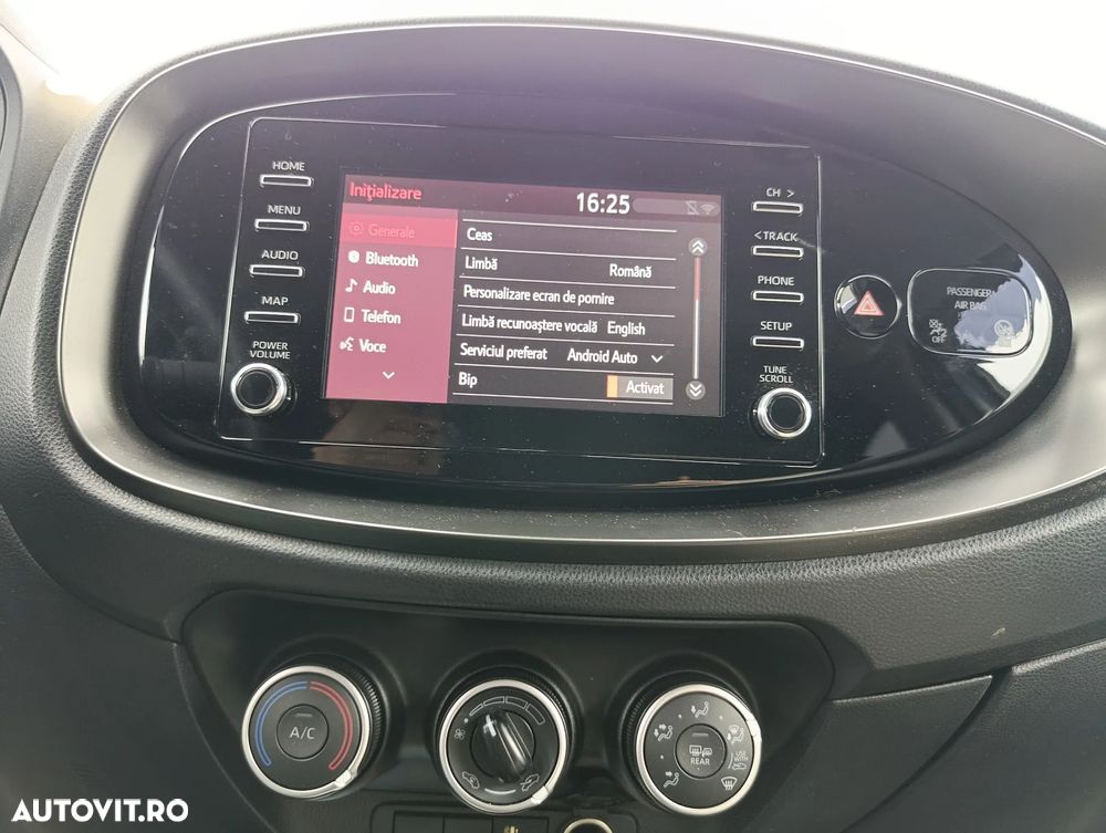 Toyota Yaris Cross - 11