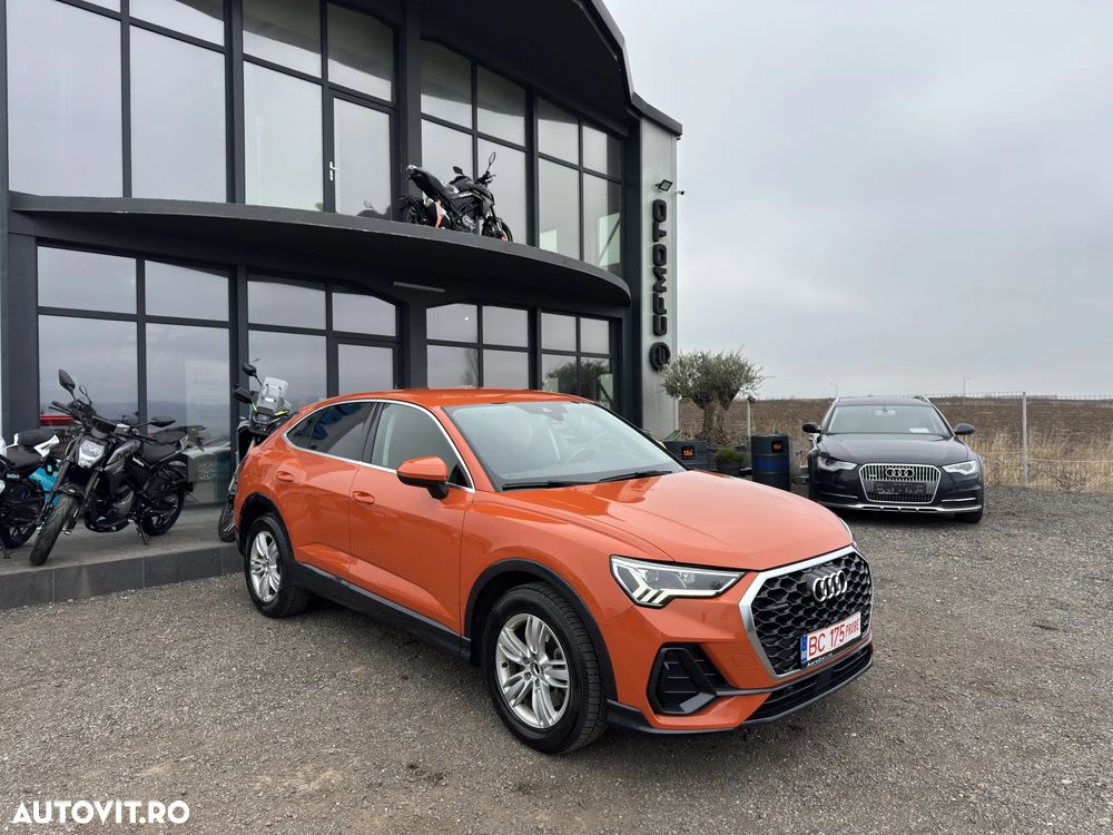 Audi Q3 2.0 40 TFSI S tronic quattro - 4
