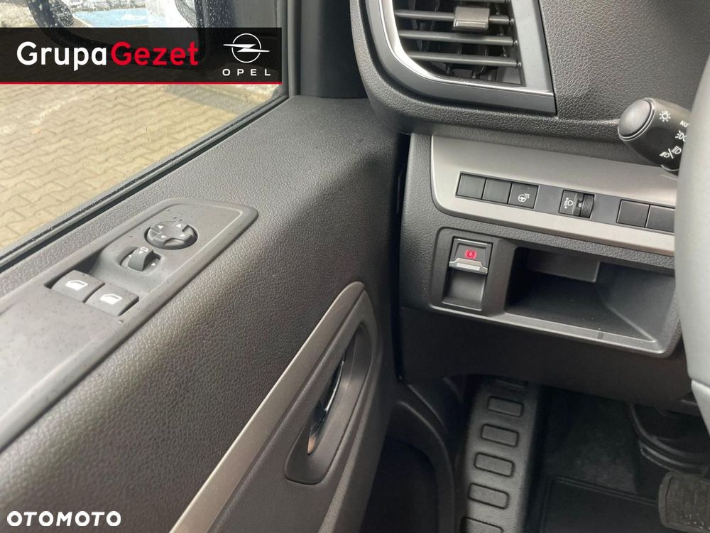 Opel Vivaro - 14