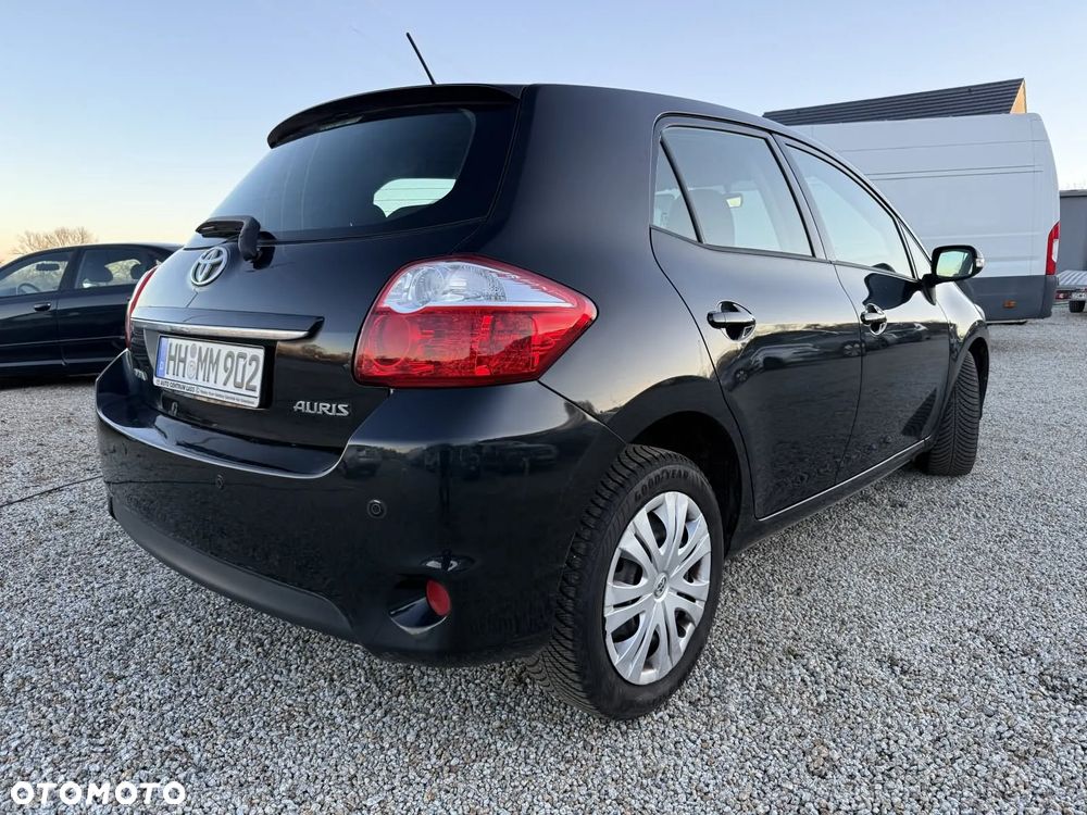 Toyota Auris - 5