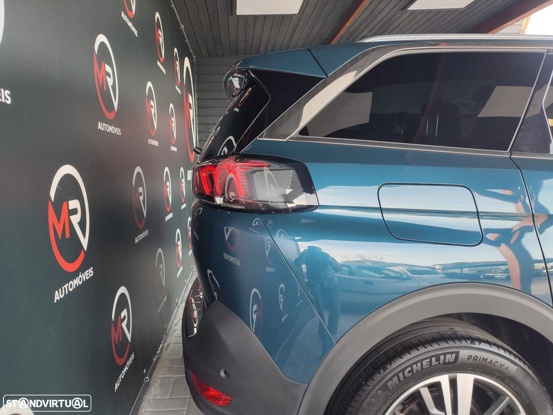 Peugeot 5008 1.5 BlueHDi Allure Pack EAT8 - 38