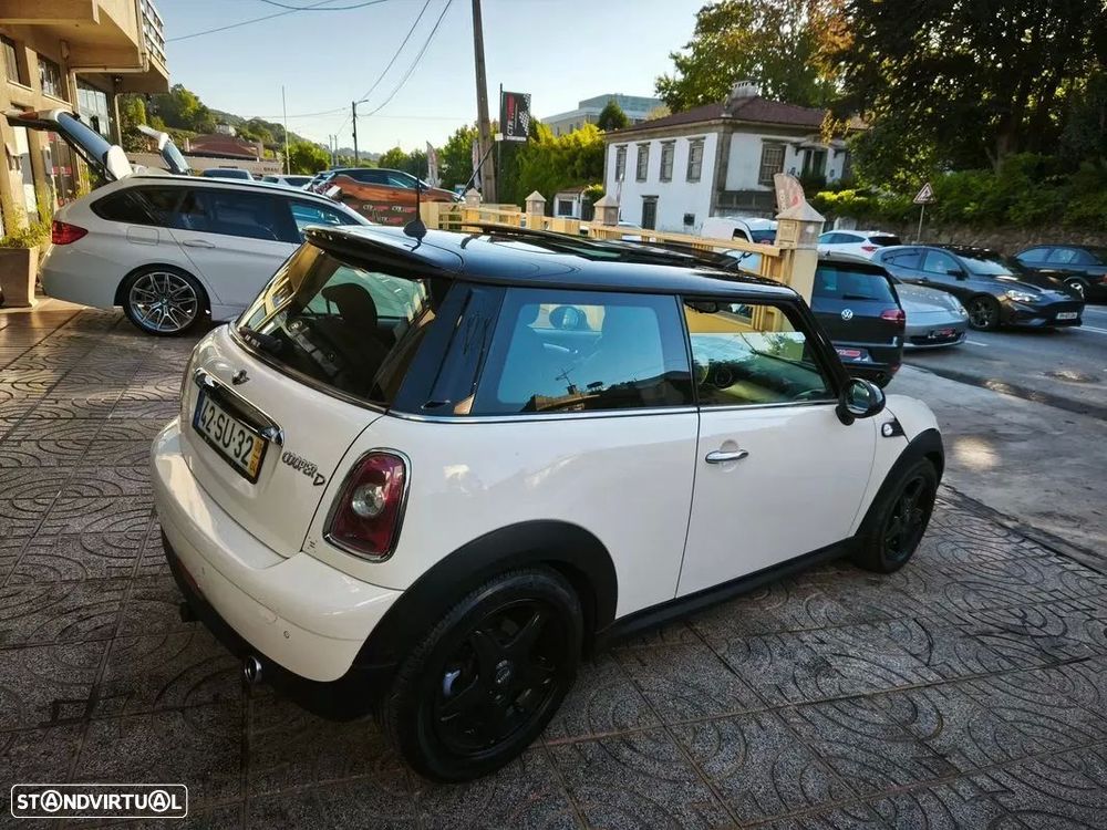 MINI 3 Portas Cooper D - 7