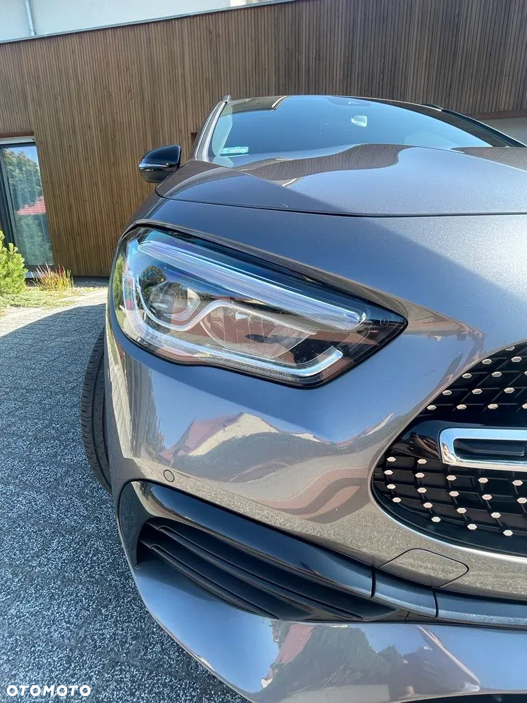 Mercedes-Benz GLA 200 Business Edition - 8