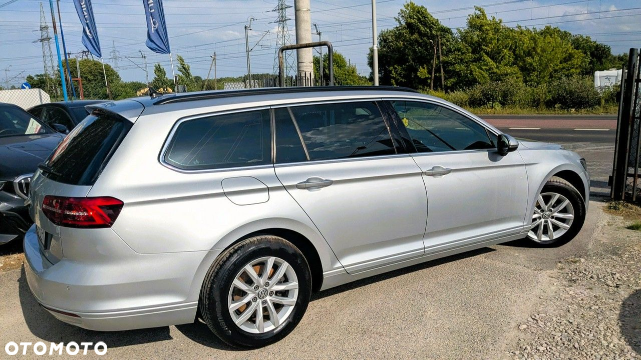 Volkswagen Passat - 7