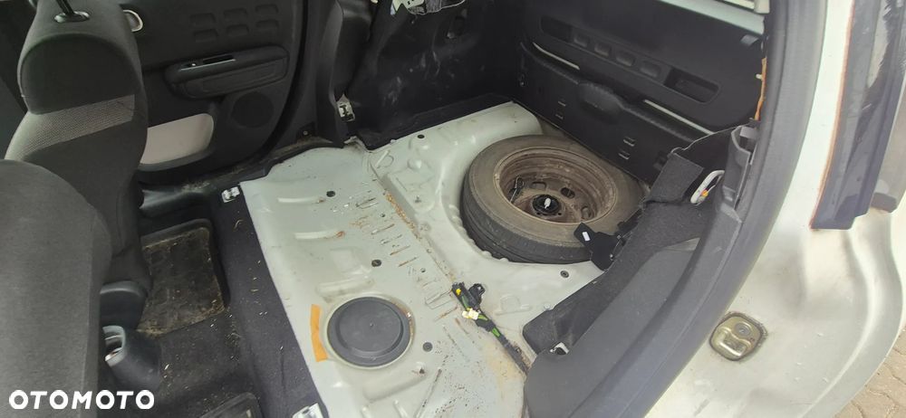 Citroën C3 1.2 PureTech Shine - 15