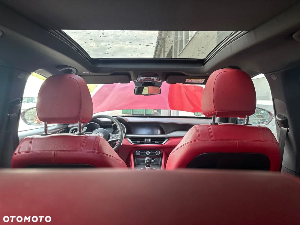 Alfa Romeo Stelvio - 27