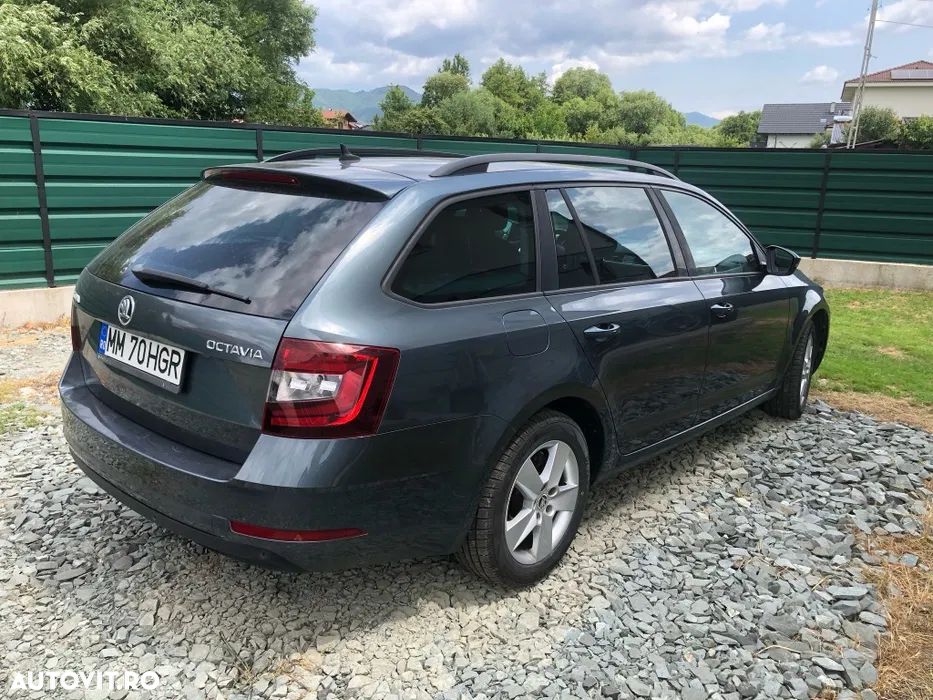 Skoda Octavia - 2