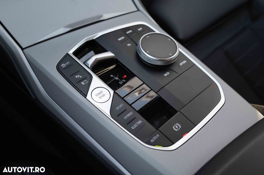 BMW Seria 3 320e Aut. - 30