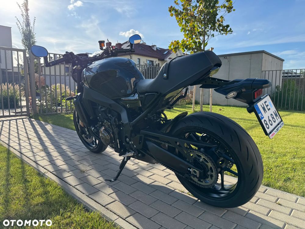 Yamaha XSR - 9