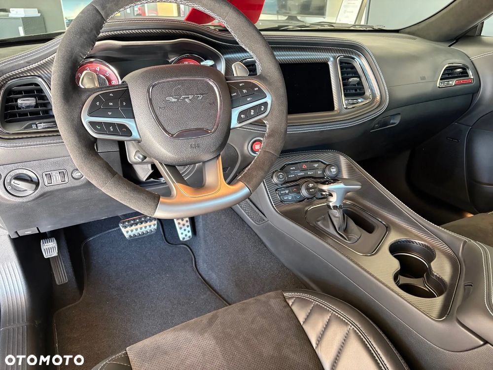 Dodge Challenger 6.2 Hellcat Widebody - 9