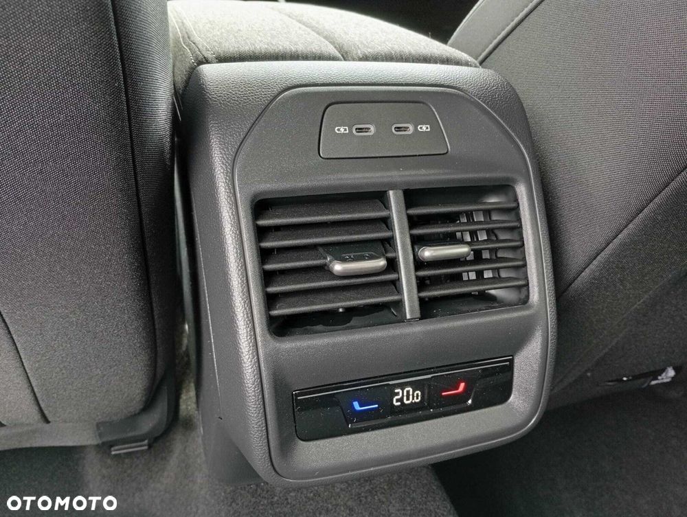 Skoda Superb 2.0 TDI SCR Edition 130 DSG - 20