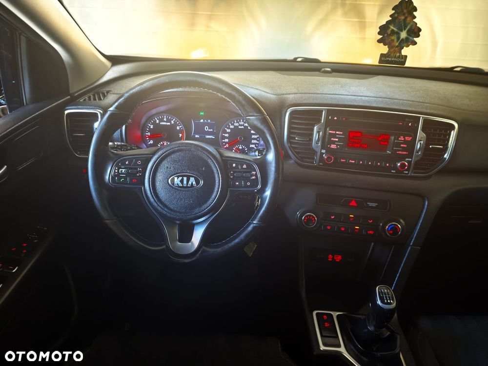 Kia Sportage 1.6 GDI 2WD Attract - 32