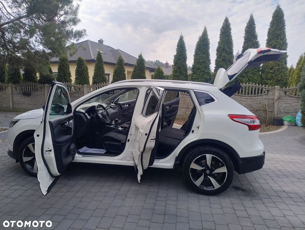 Nissan Qashqai 1.6 DIG-T 360 - 14