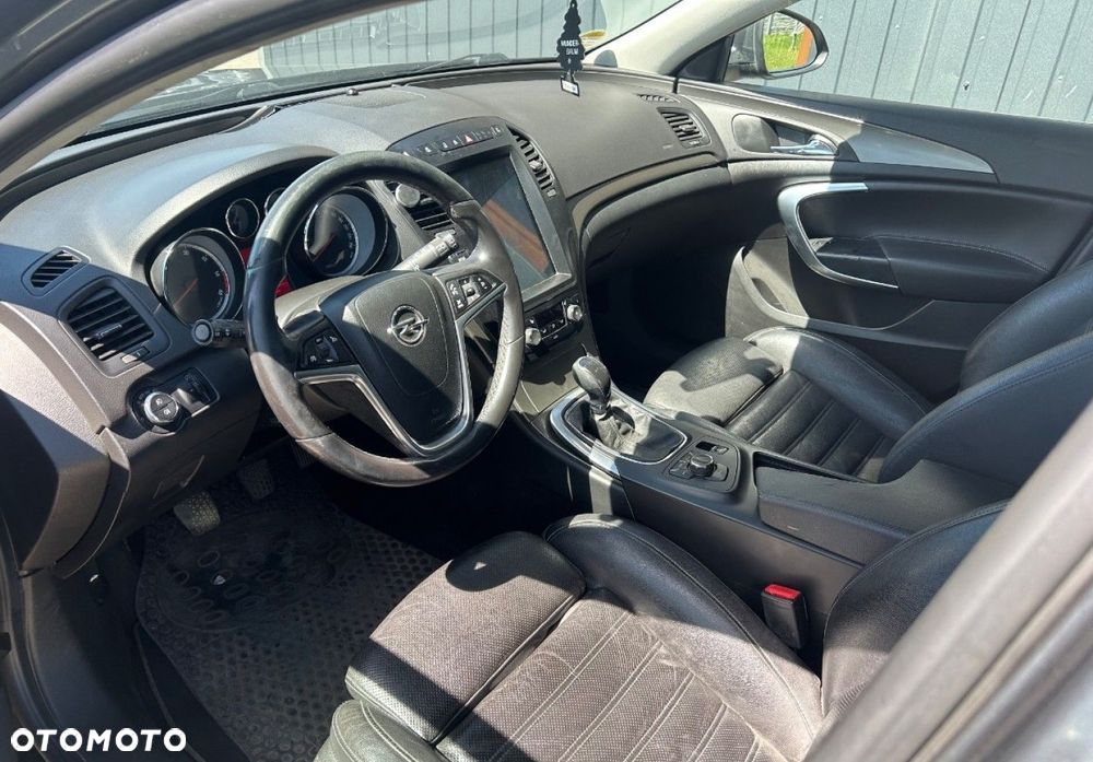 Opel Insignia - 10