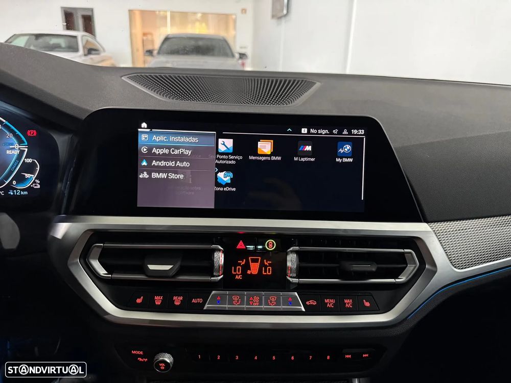 BMW 330 e Touring Pack M Auto - 41