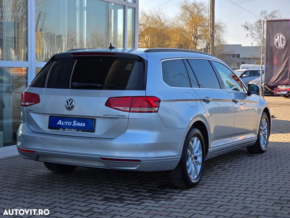 Volkswagen Passat - 7