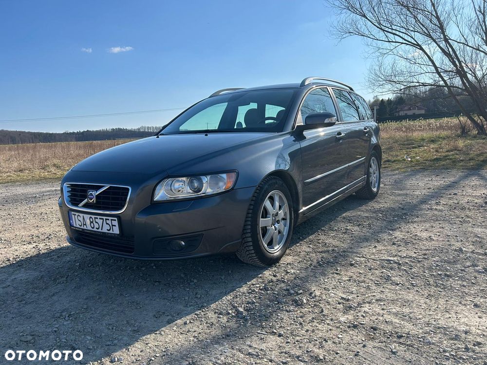 Volvo V50 D5 DPF Summum - 1