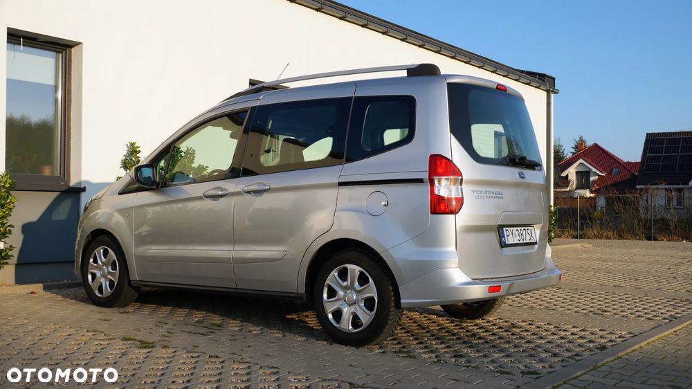 Ford Tourneo Courier 1.0 EcoBoost Trend - 10