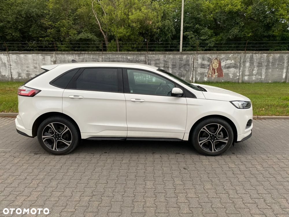 Ford Edge - 4