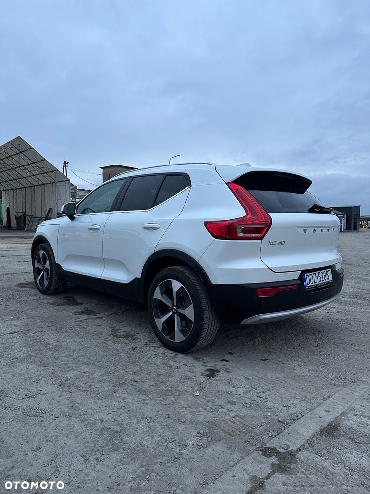 Volvo XC 40 - 5