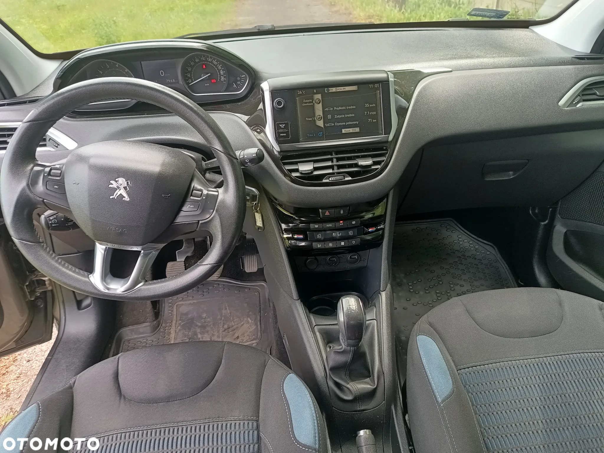 Peugeot 208 1.2 PureTech Active - 10