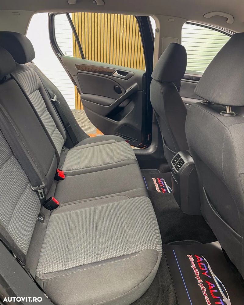 Volkswagen Golf 2.0 TDI DPF Comfortline 119 g - 10