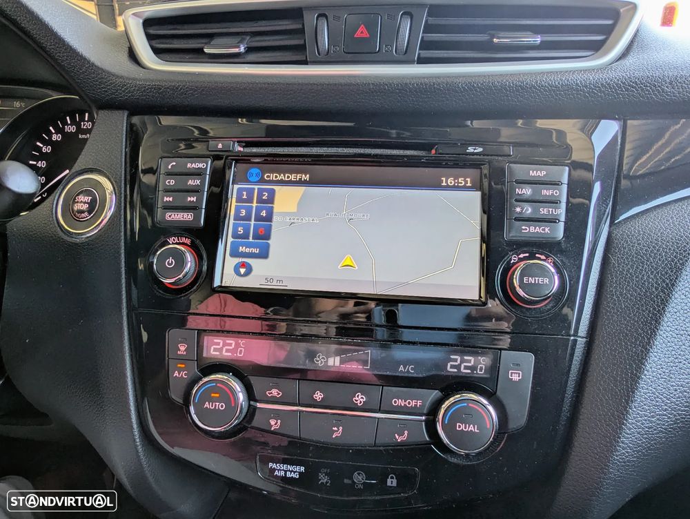 Nissan Qashqai 1.5 dCi N-Connecta - 10