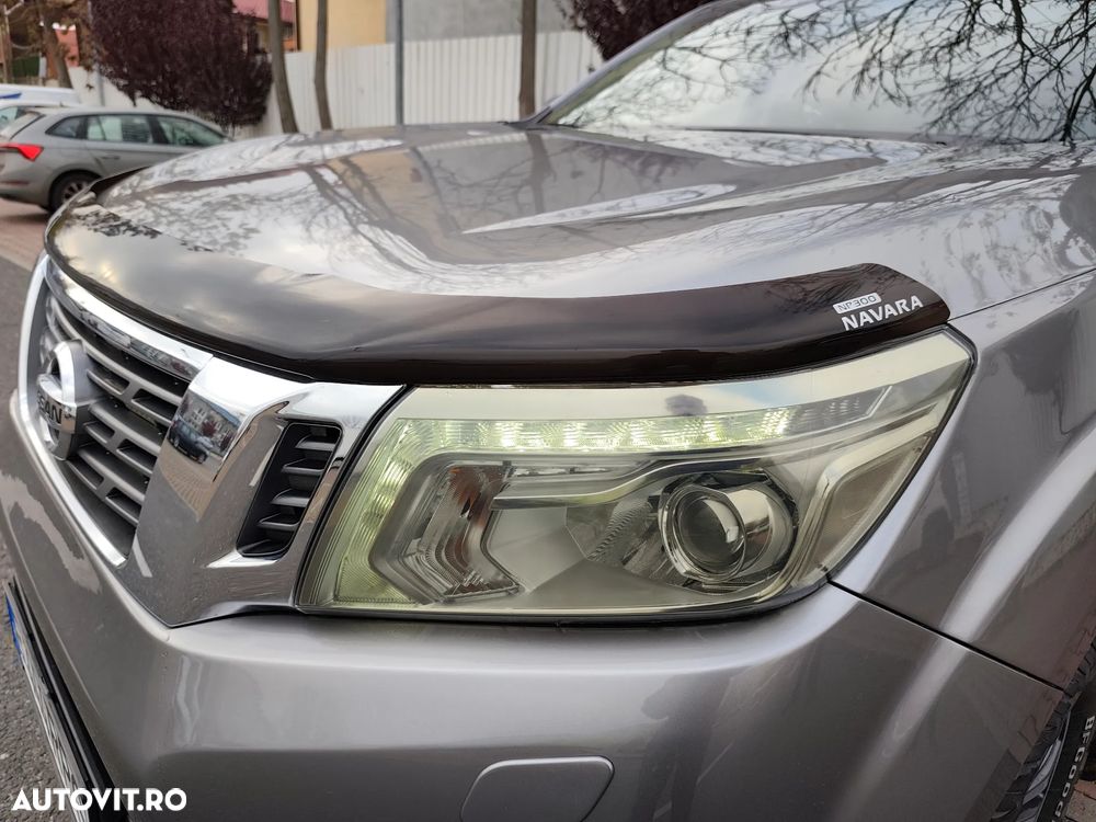 Nissan Navara 2.3 dCi Bi Turbo Double Cab N-Connecta - 11