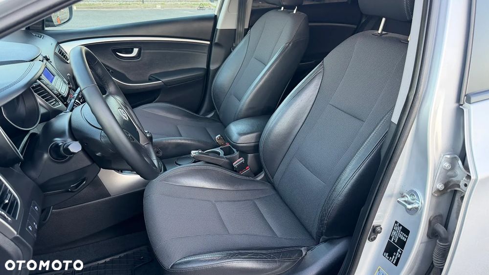 Hyundai i30 1.4 Base - 15