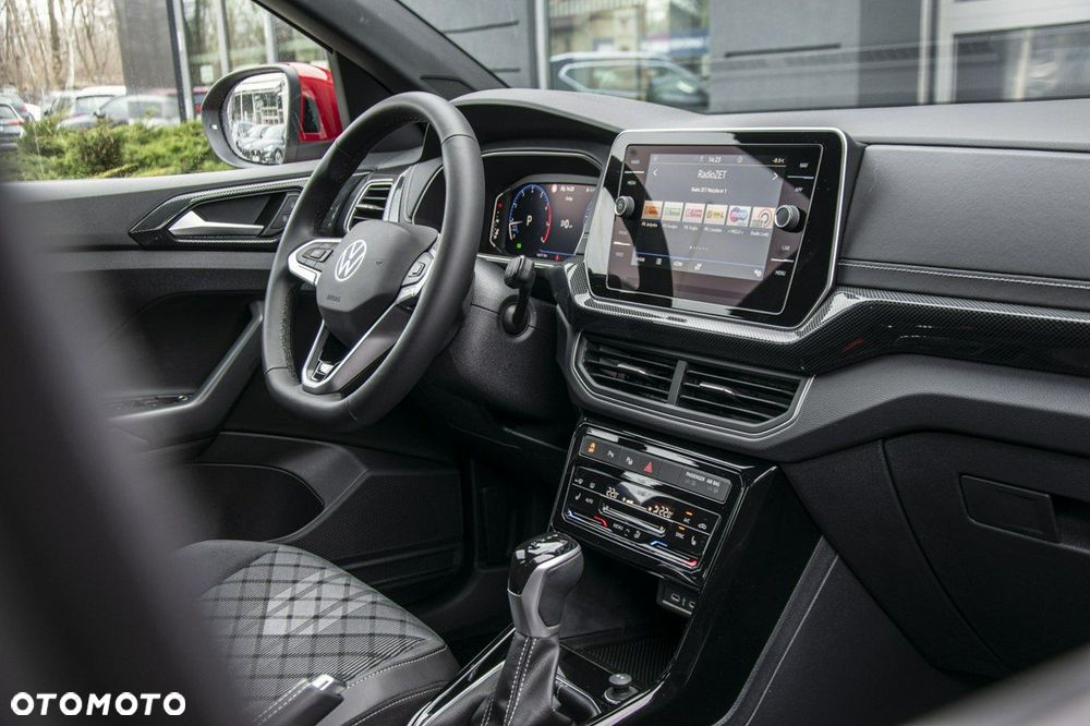 Volkswagen T-Cross - 13