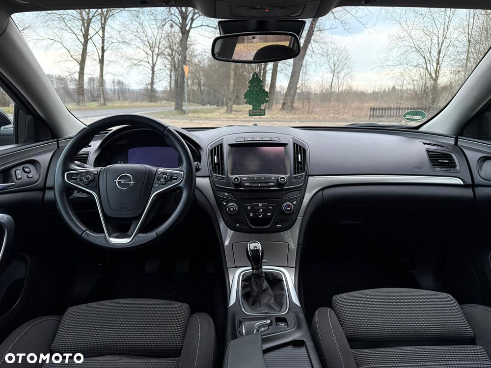Opel Insignia - 8