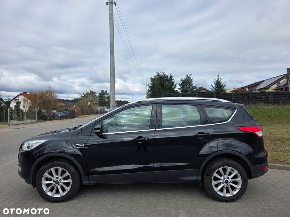 Ford Kuga 1.5 EcoBoost 2x4 Titanium - 2