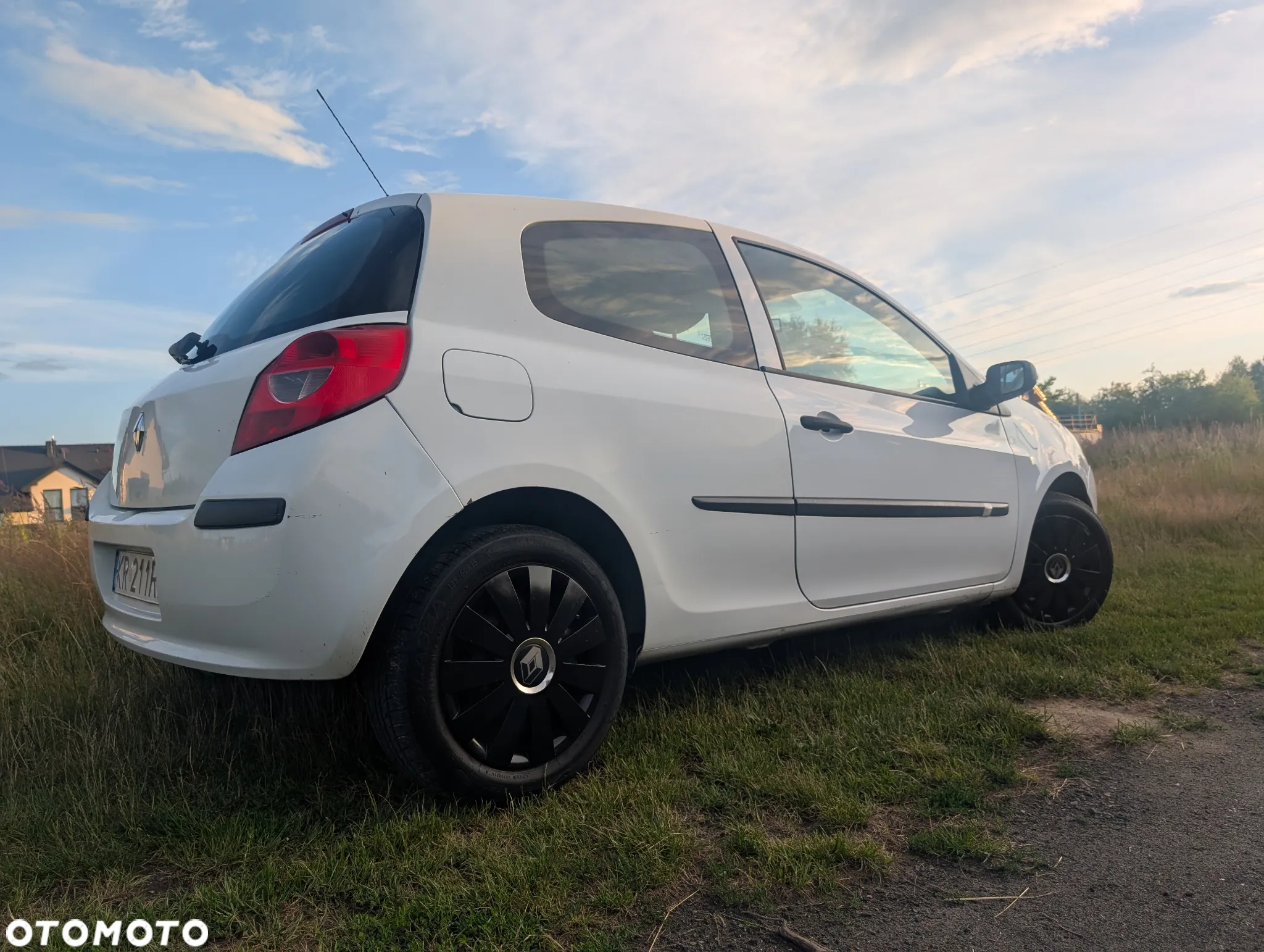 Renault Clio - 10