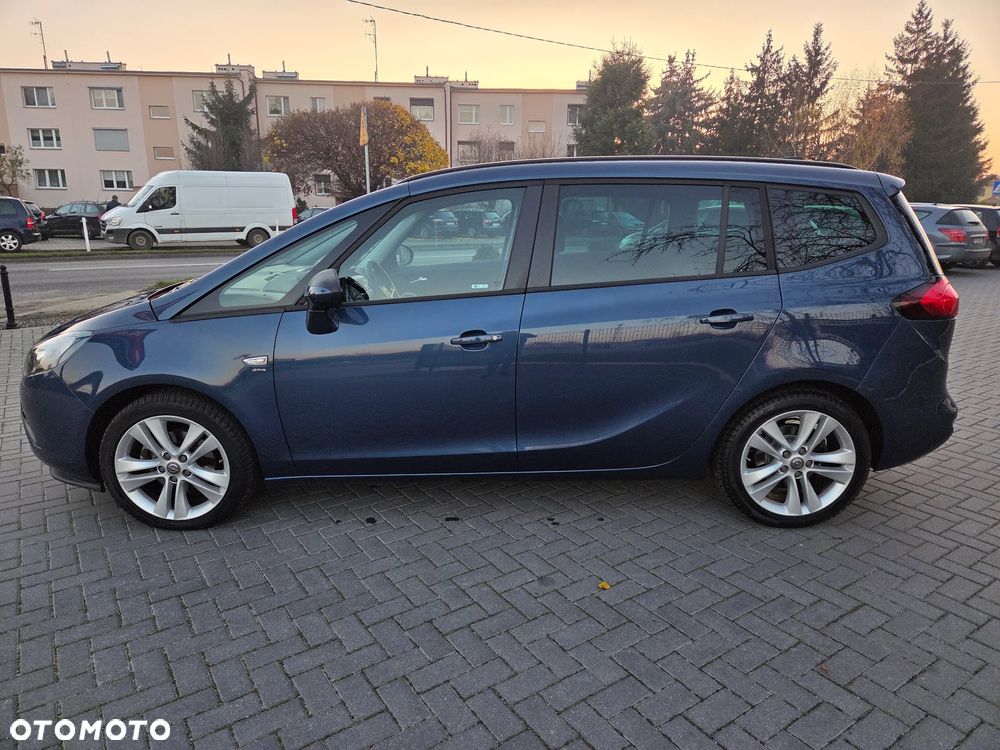 Opel Zafira - 9