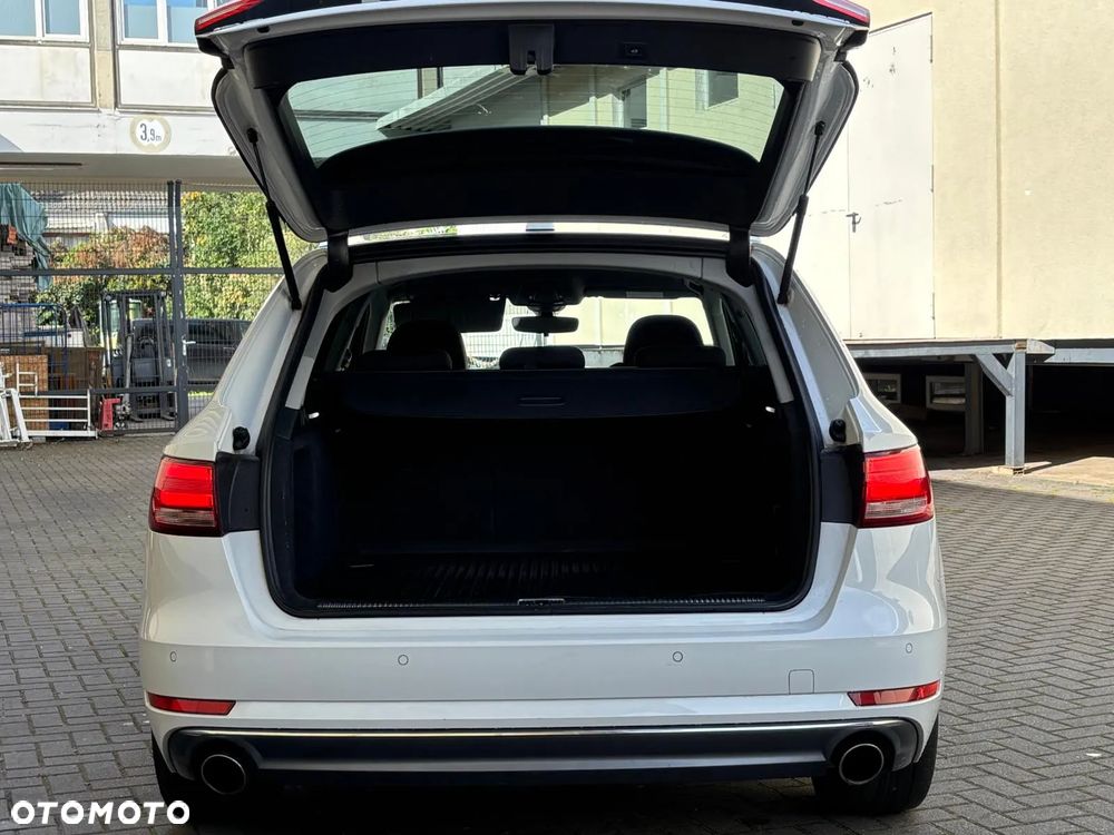 Audi A4 Avant 2.0 TFSI ultra Sport S tronic - 5