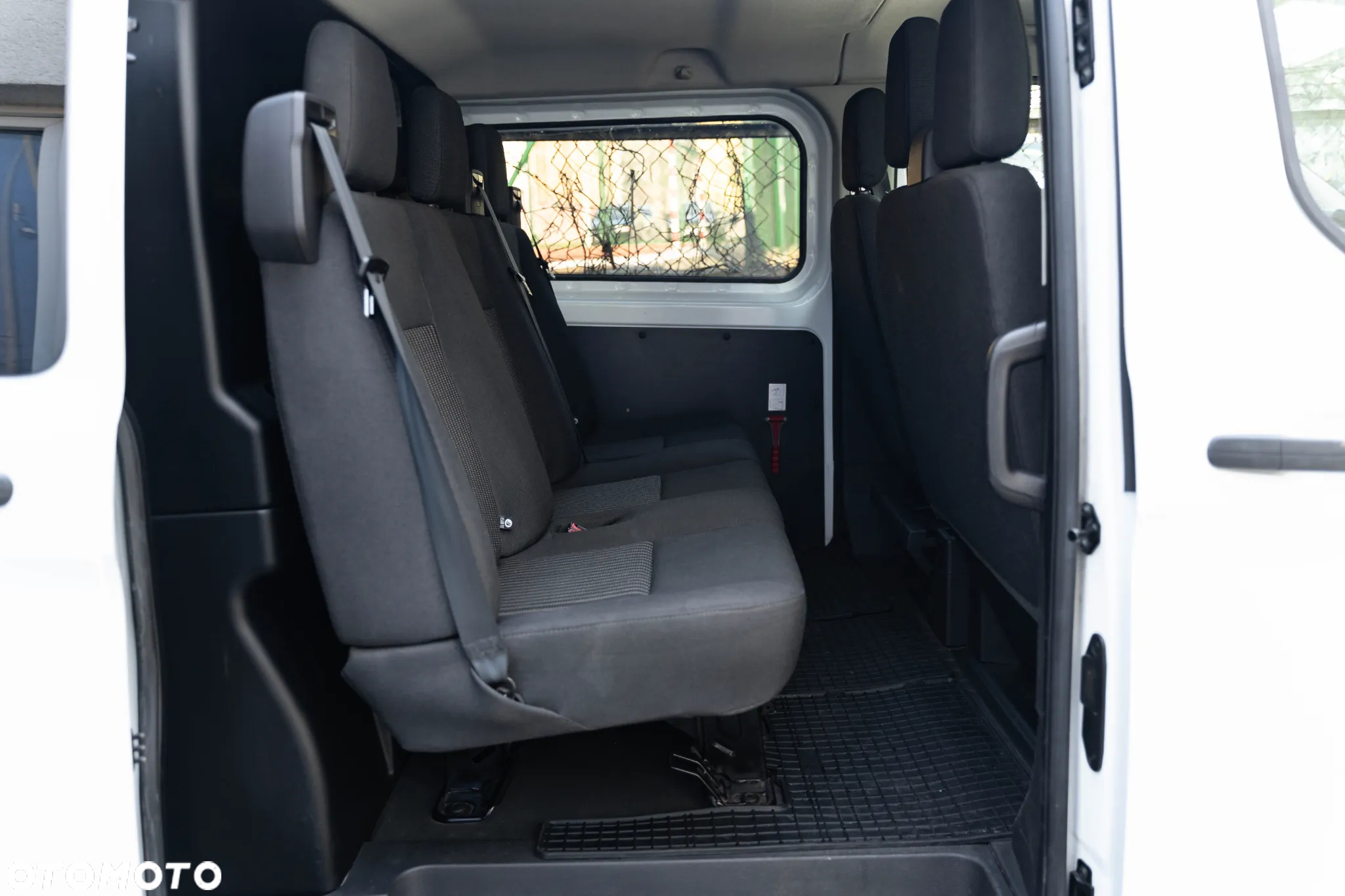 Ford Transit Custom 290 L2H1 Ambiente - 35
