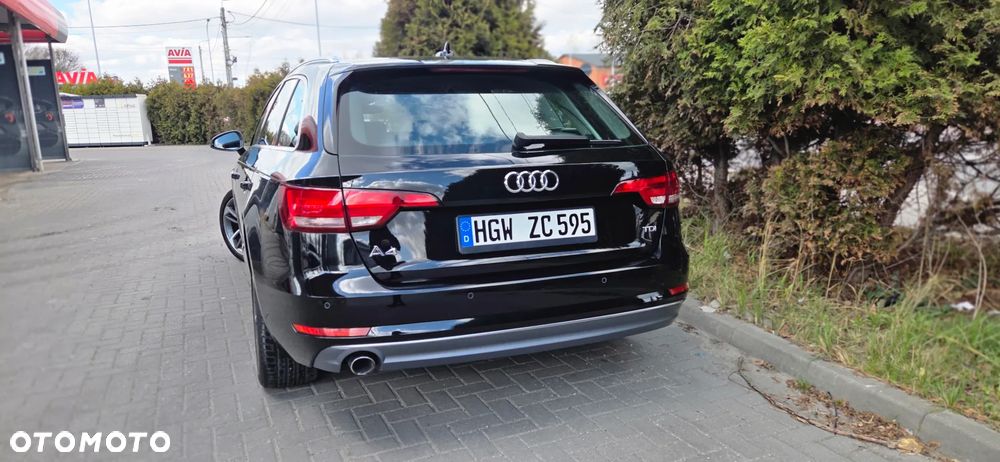 Audi A4 Avant 2.0 TDI - 11