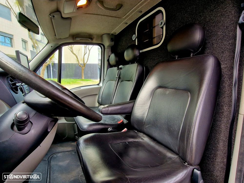 Renault MASTER - TRANSPORTE CAVALOS - 24