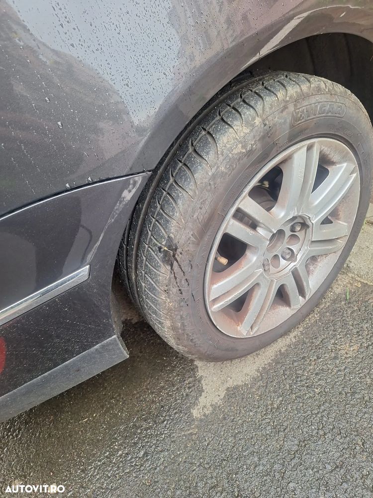 Volkswagen Passat 2.0TDI Comfortline DPF - 5