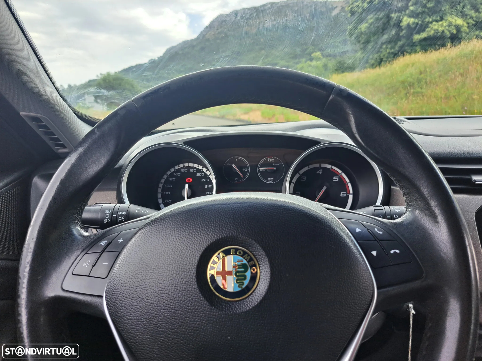 Alfa Romeo Giulietta 1.6 JTDm Exclusive - 17