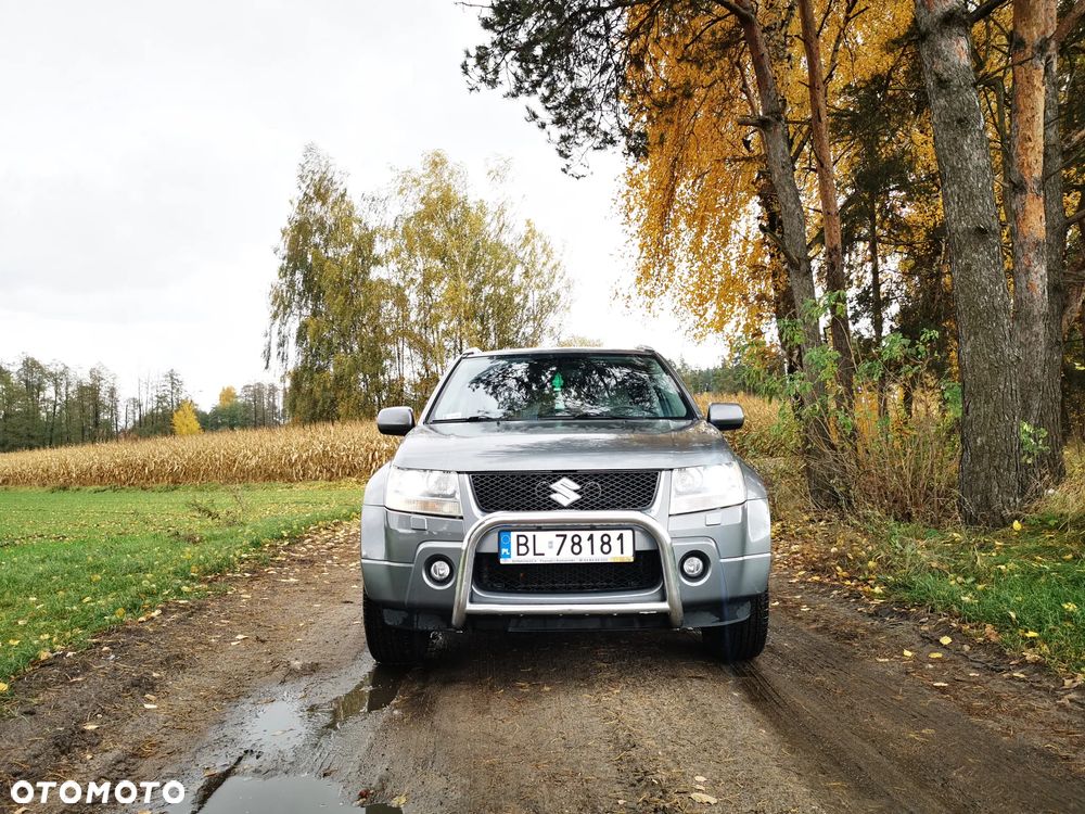 Suzuki Grand Vitara 2.0 20th Anniversary - 9