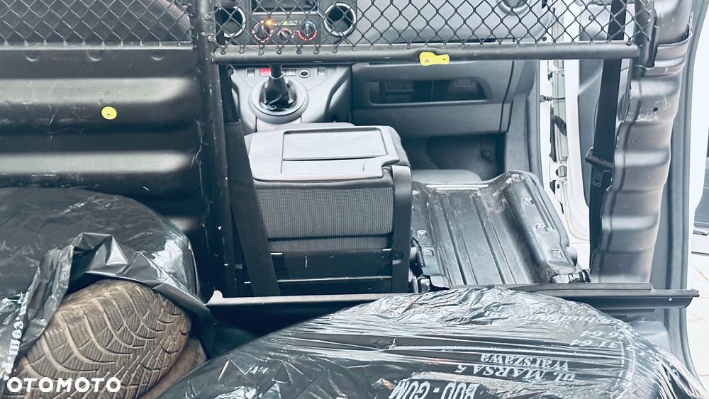 Peugeot Partner - 15