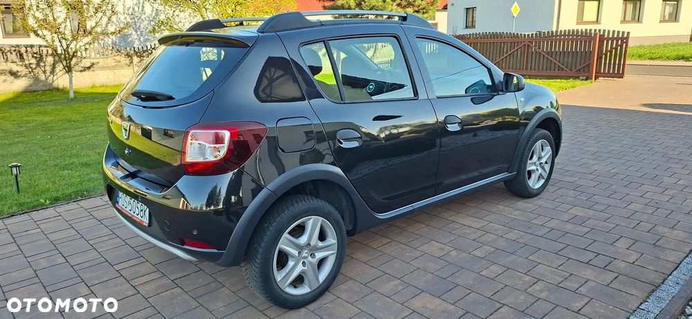 Dacia Sandero TCe 90 Laureate - 4