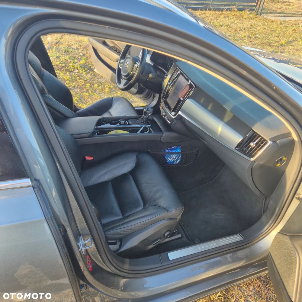 Volvo V90 D3 Momentum - 14