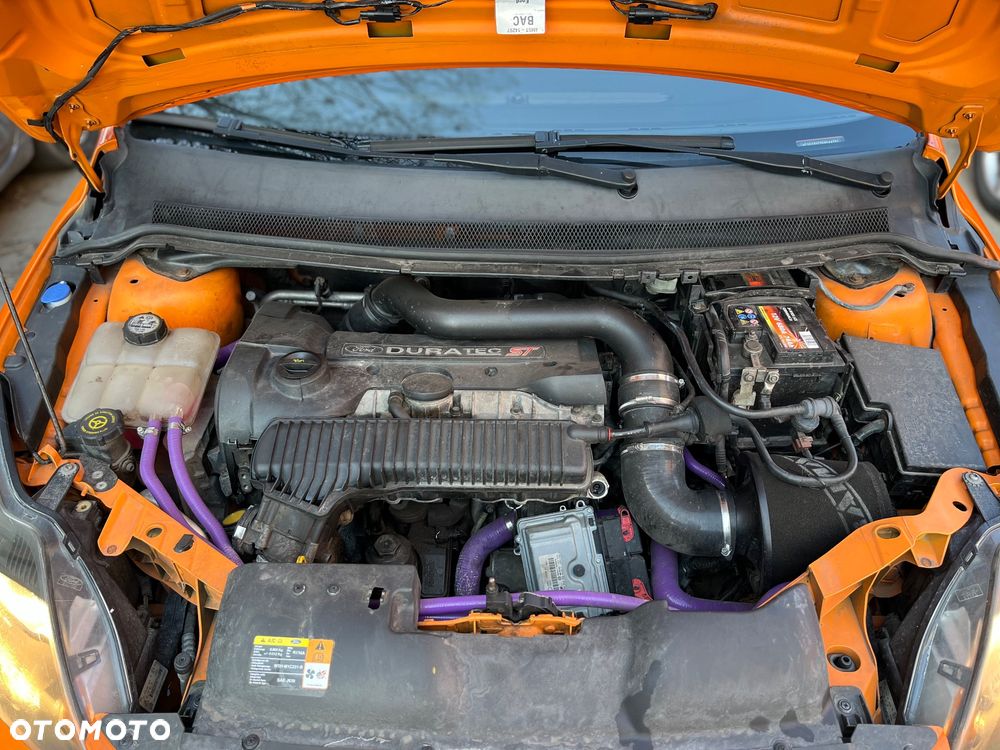 Ford Focus 2.5 ST - 13