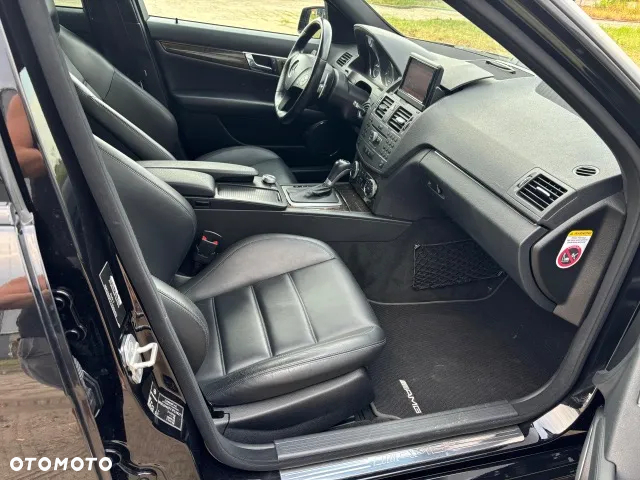 Mercedes-Benz Klasa C 63 AMG 7G-TRONIC - 10