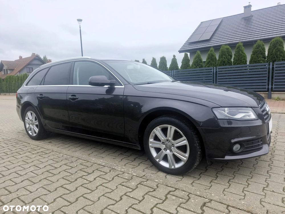 Audi A4 Avant - 1